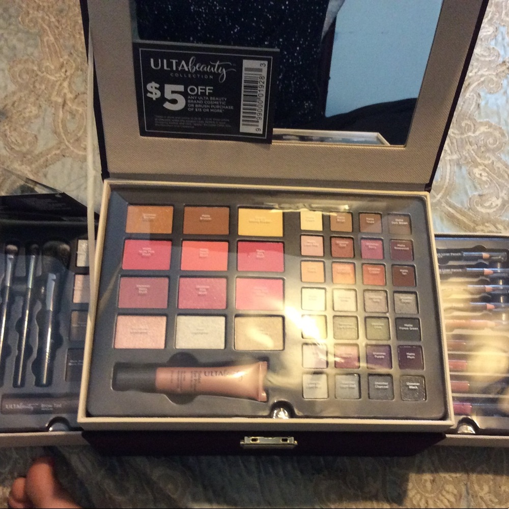 Makeup kit